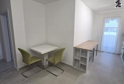 Apartament cu 3 camere semidecomandat, mobilat în Florești - 2