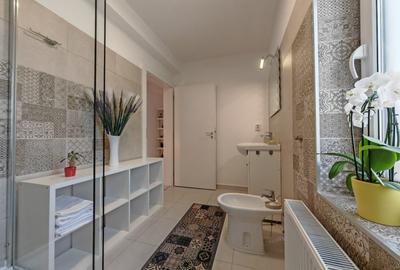 Casă cu 5 camere cu Canalizare în Odăi - 28
