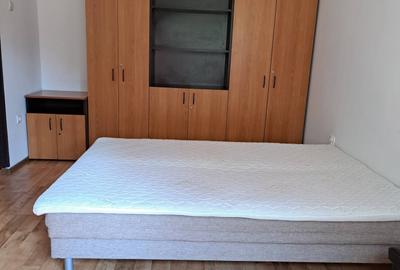Garsonieră în Zorilor