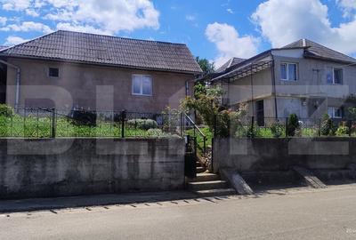 Casă individuală cu 5 camere cu Canalizare în Sud-Vest