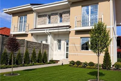 Duplex cu 4 camere cu Canalizare în Moșnița Nouă - 1