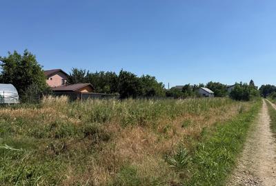 Teren Berceni Primarie 300mp | curent & gaze | Str. Lacramioarei