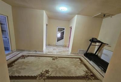 Casă cu 4 camere cu Teren 700 Mp în Micești - 3