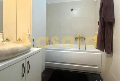 Apartament cu 3 camere semidecomandat, mobilat în Ostratu - 4