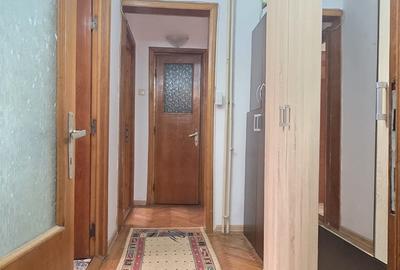 Apartament cu 3 camere decomandat, mobilat în Casa de Cultură - 8