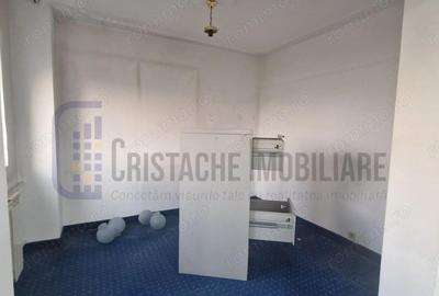 Spațiu comercial, de 50 mp, în Tineretului