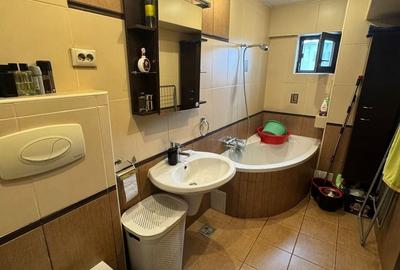Apartament cu 2 camere decomandat, mobilat în Casa de Cultură - 6