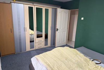 Apartament cu 3 camere decomandat în Central - 1