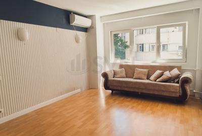 REA1023968 Apartament 4 camere l Piata Romana