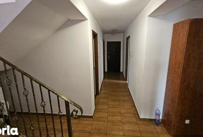 Casă cu 5 camere cu Teren 768 Mp în Poienarii Burchii - 13