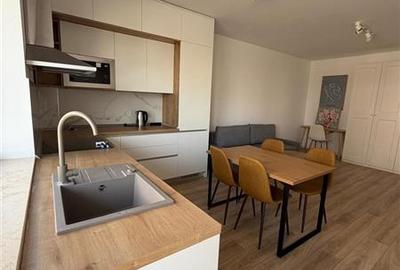 Apartament cu 2 camere decomandat în Tractorul - 12