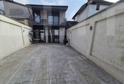 Casă cu 3 camere cu Teren 200 Mp în Central - 2