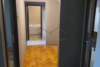 Apartament cu 3 camere decomandat în Piața Unirii - 2
