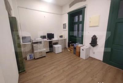 Spațiu comercial, de 600 mp, în Central - 3
