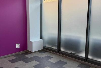 Spațiu comercial, de 92 mp, în Central - 3