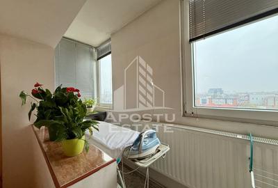 Apartament 3 camere, 2 bai, decomandat, etaj intermediar, lift, Fabric - 9