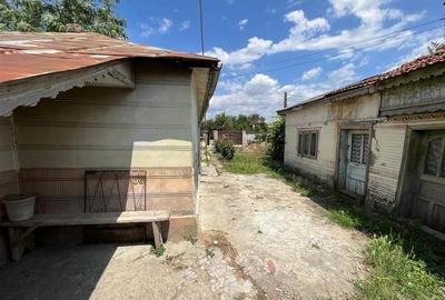 Casa de vanzare in comuna Vulturu , la strada Principala - 13