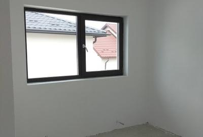 De vânzare vilă situată în zonă rezidențială a orașului Mioveni. - 7