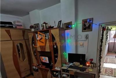 Spațiu comercial, de 53.810001373291 mp, în 1 Decembrie - 1