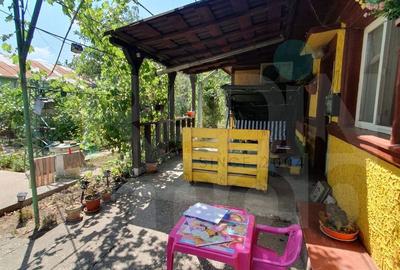 Casă cu 3 camere cu Teren 861 Mp în Central - 1