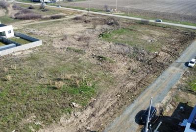 Teren Construcții de 714 mp, în Moșnița Nouă - 2