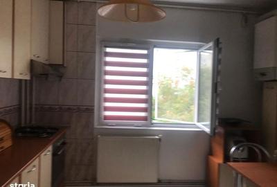 Apartament cu 3 camere decomandat, mobilat în 13 Septembrie - 2
