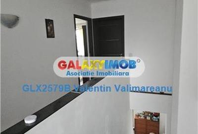 Casă cu 4 camere cu Canalizare în Central - 6