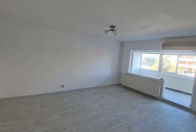 De inchiriat apartament cu 3 camere , Tineretului sector4 - 5