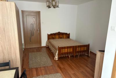 Garsonieră decomandată în Drumul Taberei