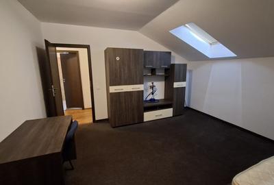 De inchiriat ap. 4 camere, Tg. Mures, 7 Noiembrie, Zona UMF - 8