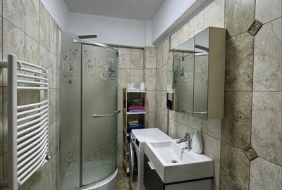 Apartament cu 2 camere decomandat în Cercu - 2