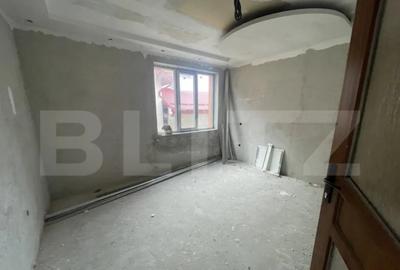 Casă cu 4 camere cu Teren 716 Mp în Botiz - 9