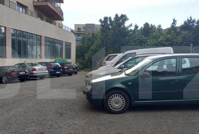 Teren de 471 mp, în Zorilor