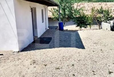 Casă cu 2 camere cu Teren 298 Mp în Aiud - 1