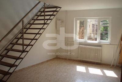 Casă cu 5 camere cu Teren 230 Mp în Calea Călărașilor - 5