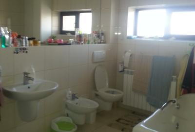 Cladire cu suprafata de 800mp in oras - 9