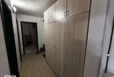 Apartament cu 2 camere decomandat în 13 Septembrie - 8