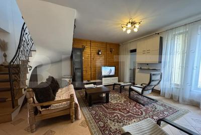 Casa cu curte si garaj, 2 dormitoare, mobilata utilata, Bres - 1