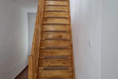 Casă cu 6 camere în Central - 2