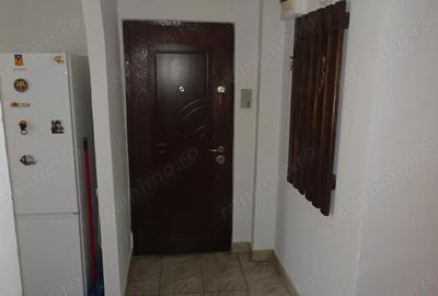 Apartament cu 3 camere decomandat în Micro 15 - 10