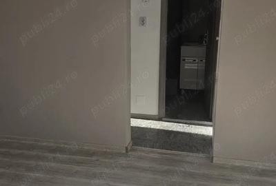 Apartament cu 3 camere semidecomandat în Micălaca