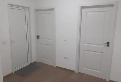 Apartament cu 3 camere decomandat în Central - 1