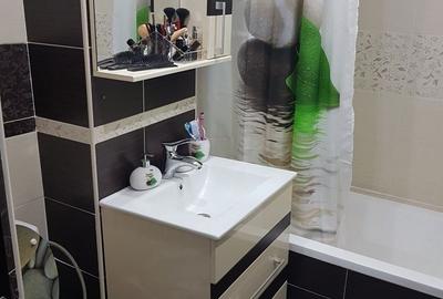 Apartament cu 2 camere decomandat în Exterior Vest - 3