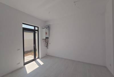 Casa individuala - 4 camere - panouri solare - gaz- curent - 5 min de STV - pod - 5