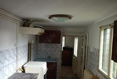 Casă cu 2 camere cu Teren 2598 Mp în Fieni - 7