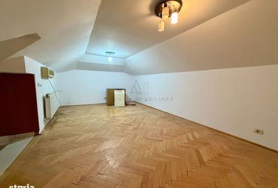 Casă cu 5 camere cu Canalizare în Ultracentral - 2