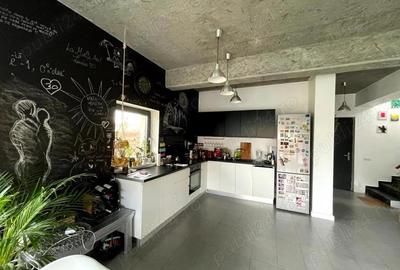 Vila 5 camere si gradina 350 mp de inchiriat in zona Giulesti - 1