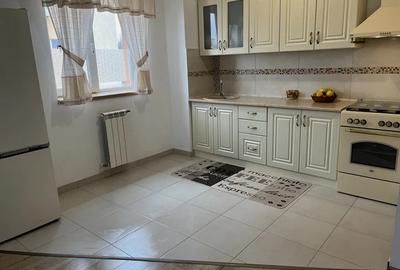Apartament cu 3 camere - Zona Tatarasi - 2