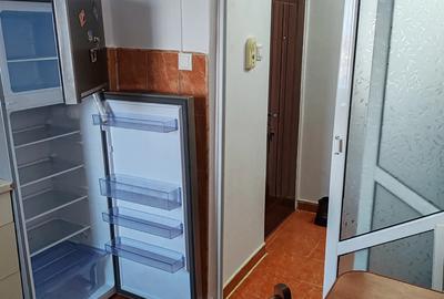 Apartament 2 camere de inchiriat Roman, str. Anton Pann, zona lini?tita 250 - 3