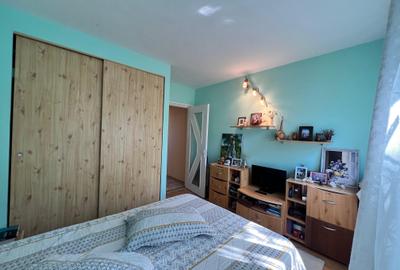 Apartament cu 3 camere decomandat în Far - 19
